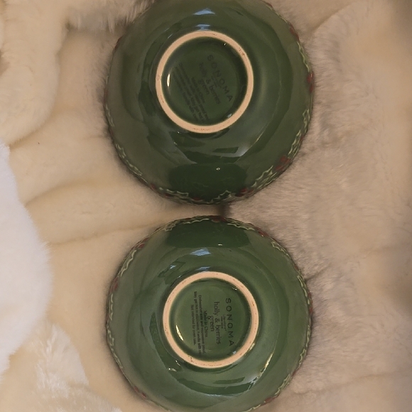 Two Sonoma Green and Red Holiday Bowls - Picture 3 of 5